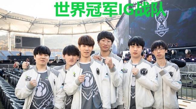 发现他在黑