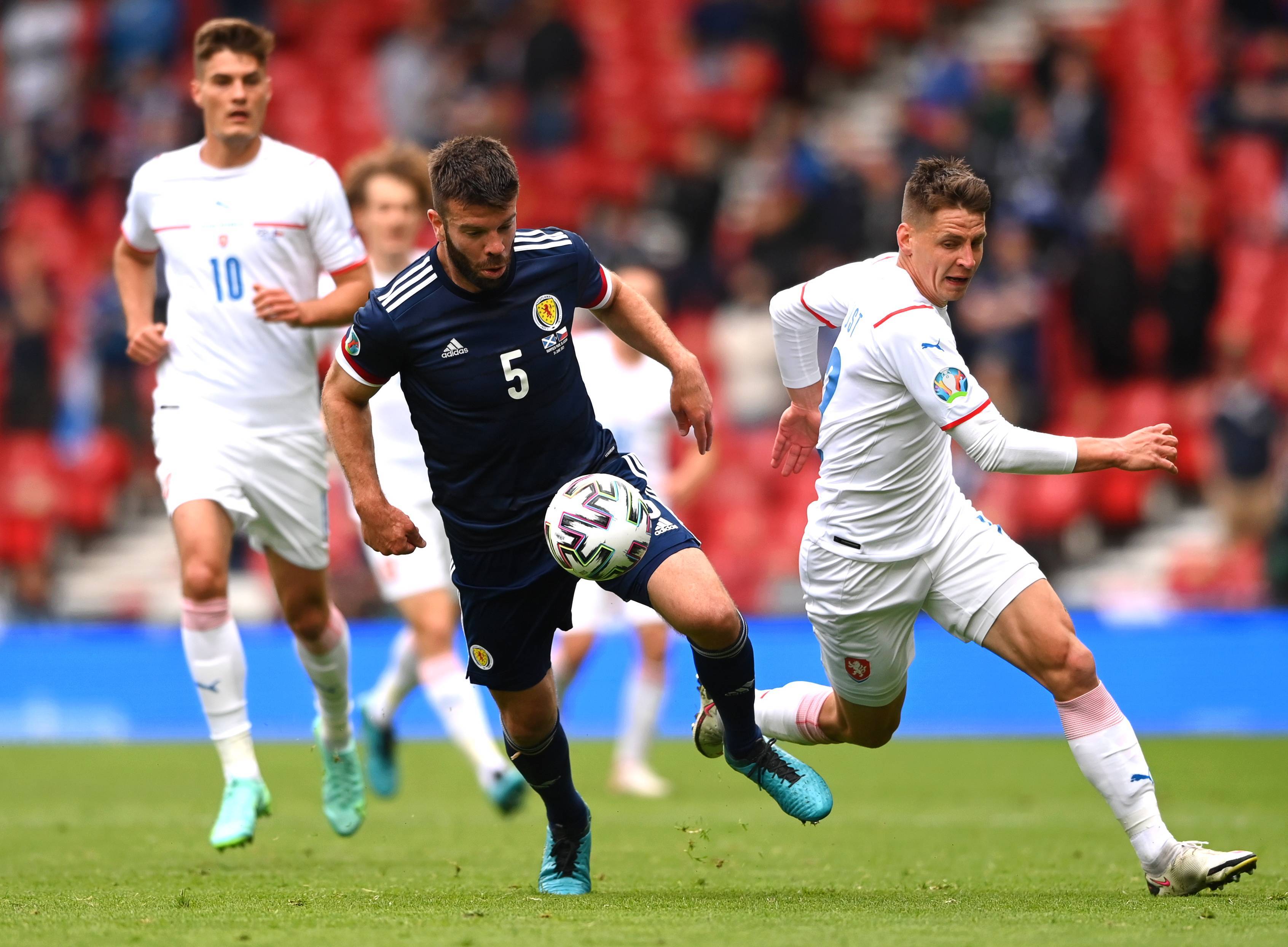 于他自己的 于他自己的