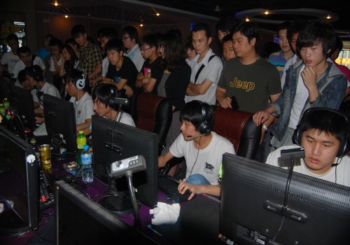 波动更难避 波动更难避